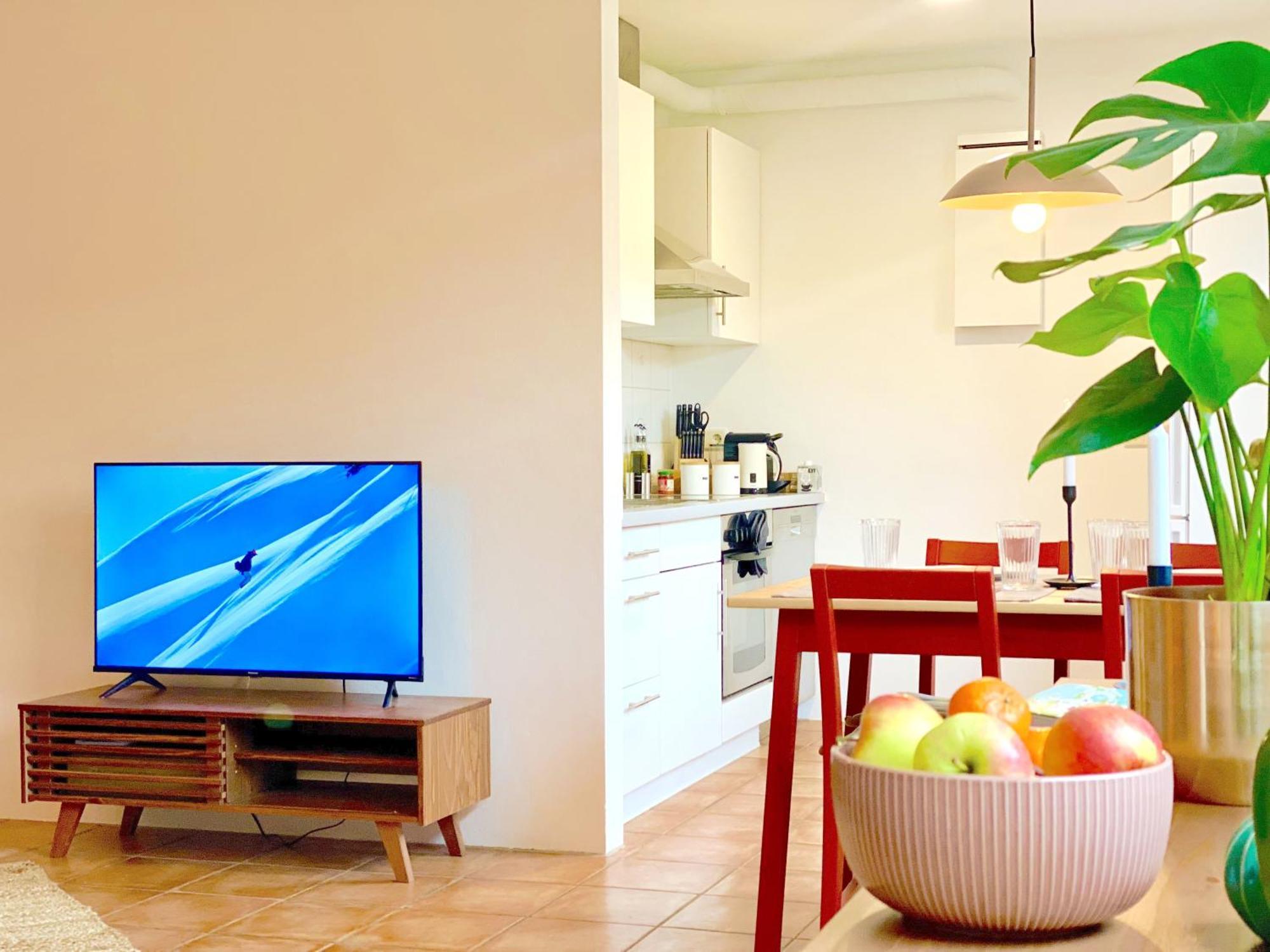 Snug Stays I 3 Zimmer Design Apartment Am See Mit Garten I Home Office I Highspeed Wifi Wessling Exterior photo